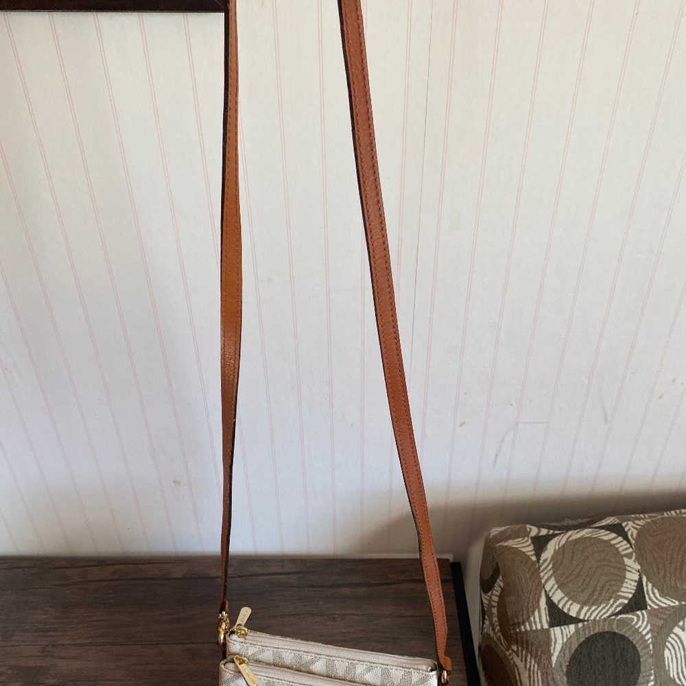 Crossbody/wallet - Picture 4 of 4